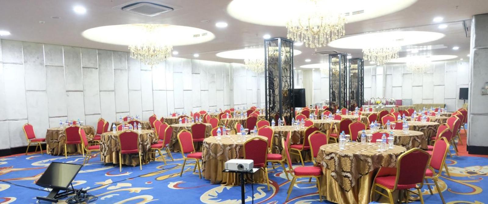 Sapphire Sky Hotel & Conference Serpong Exteriér fotografie